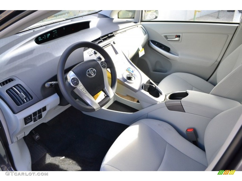 Misty Gray Interior 2015 Toyota Prius Two Hybrid Photo #99342637