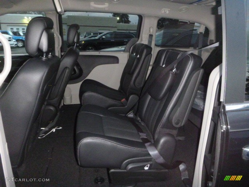 2015 Town & Country Touring-L - Brilliant Black Crystal Pearl / Black/Light Graystone photo #14