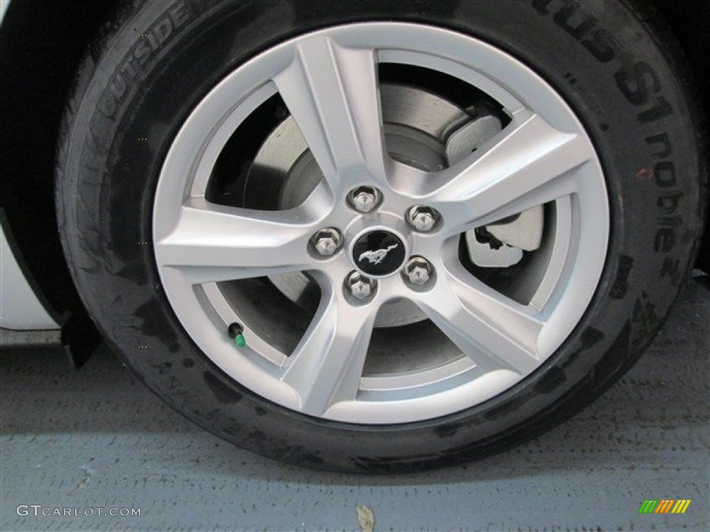 2015 Ford Mustang EcoBoost Coupe Wheel Photo #99354478