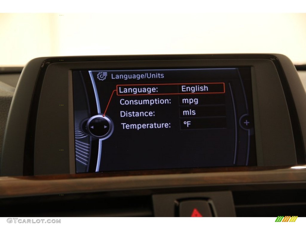 2013 3 Series 328i xDrive Sedan - Jet Black / Venetian Beige photo #30