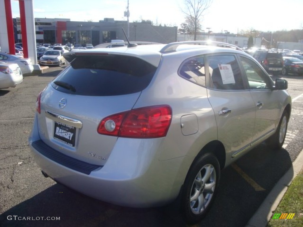 2011 Rogue SV AWD - Silver Ice Metallic / Black photo #5