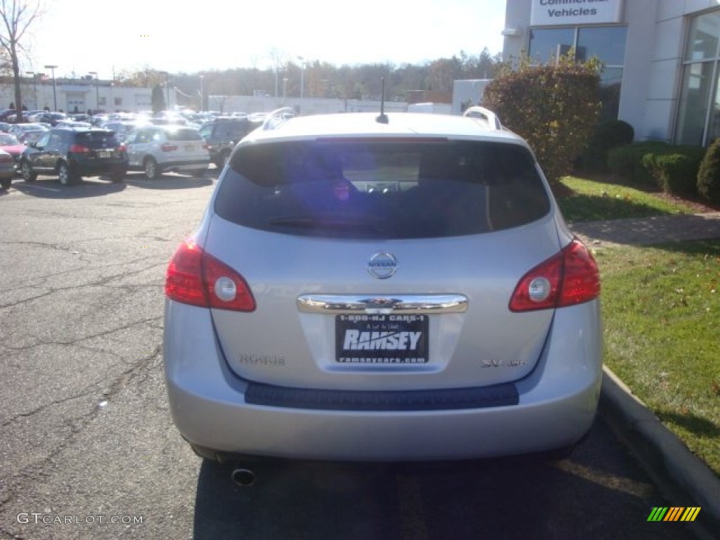 2011 Rogue SV AWD - Silver Ice Metallic / Black photo #6