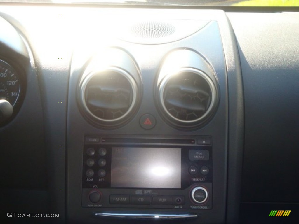 2011 Rogue SV AWD - Silver Ice Metallic / Black photo #22