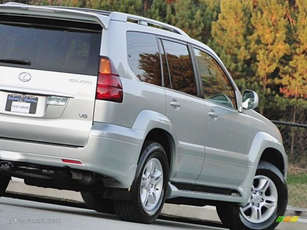 2005 GX 470 - Silver Pine Metallic / Dark Gray photo #30