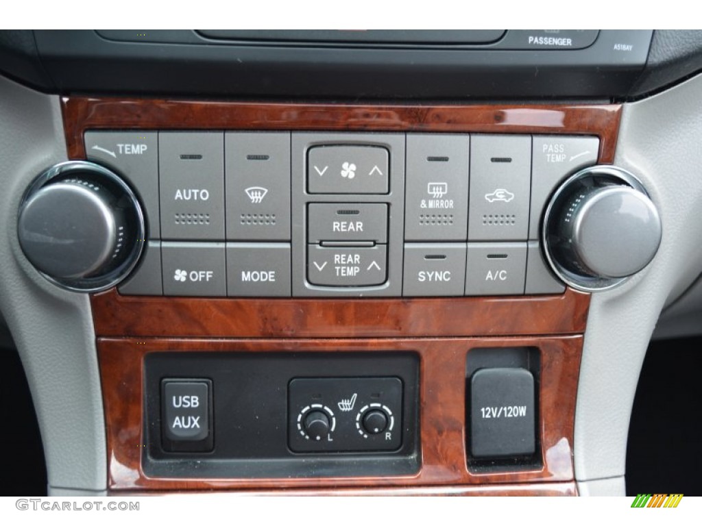 2012 Toyota Highlander Limited Controls Photo #99374239