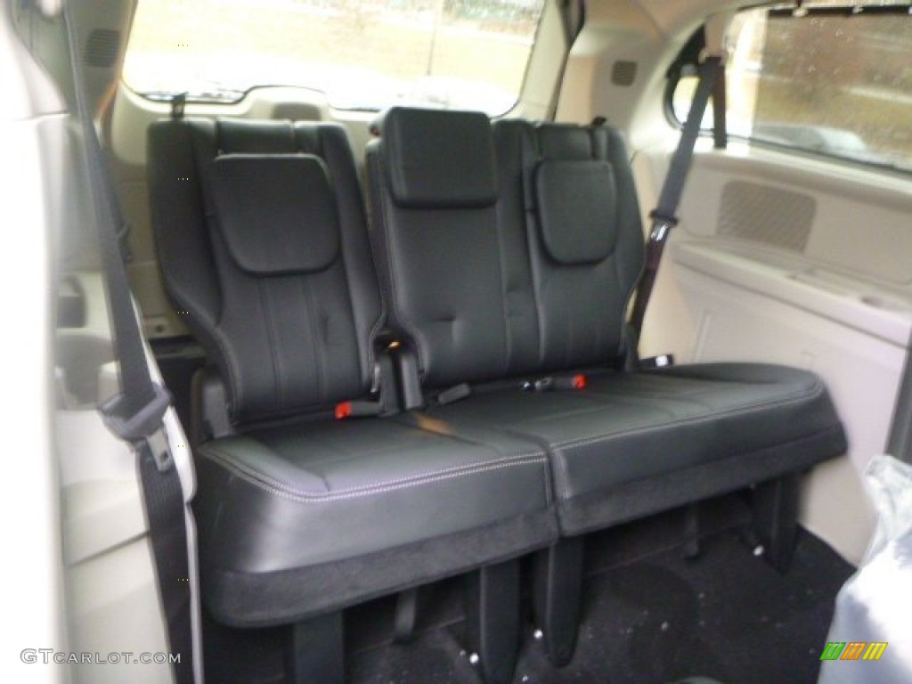 2015 Billet Silver Metallic Chrysler Town Amp Country