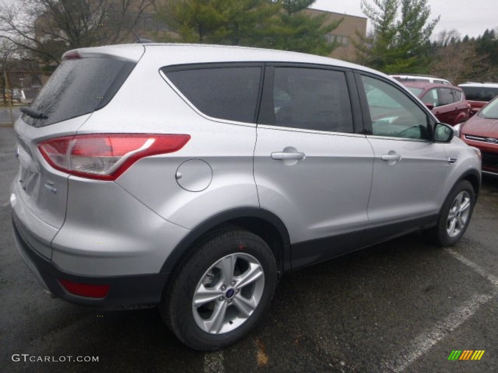 2015 Escape SE 4WD - Ingot Silver Metallic / Charcoal Black photo #2