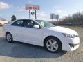 Super White - Camry SE Photo No. 1