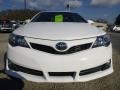 Super White - Camry SE Photo No. 8