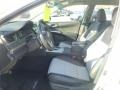 Super White - Camry SE Photo No. 16