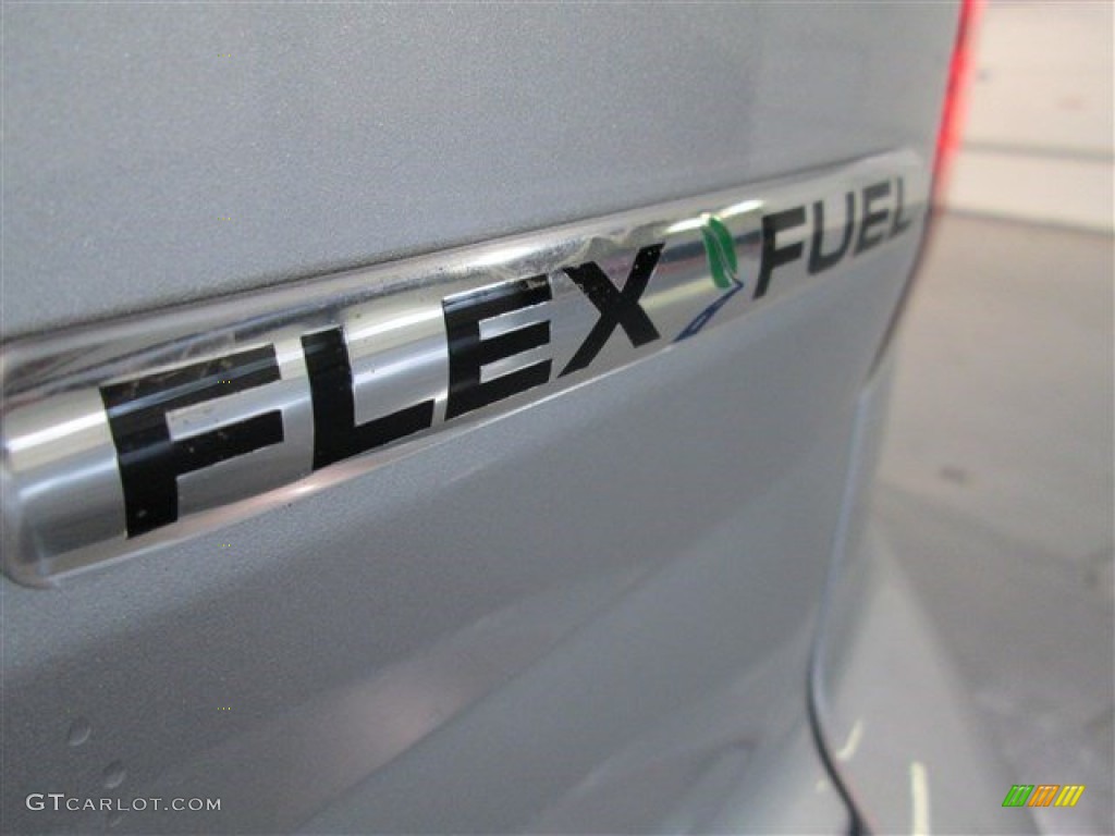 2015 Explorer XLT - Ingot Silver / Charcoal Black photo #8