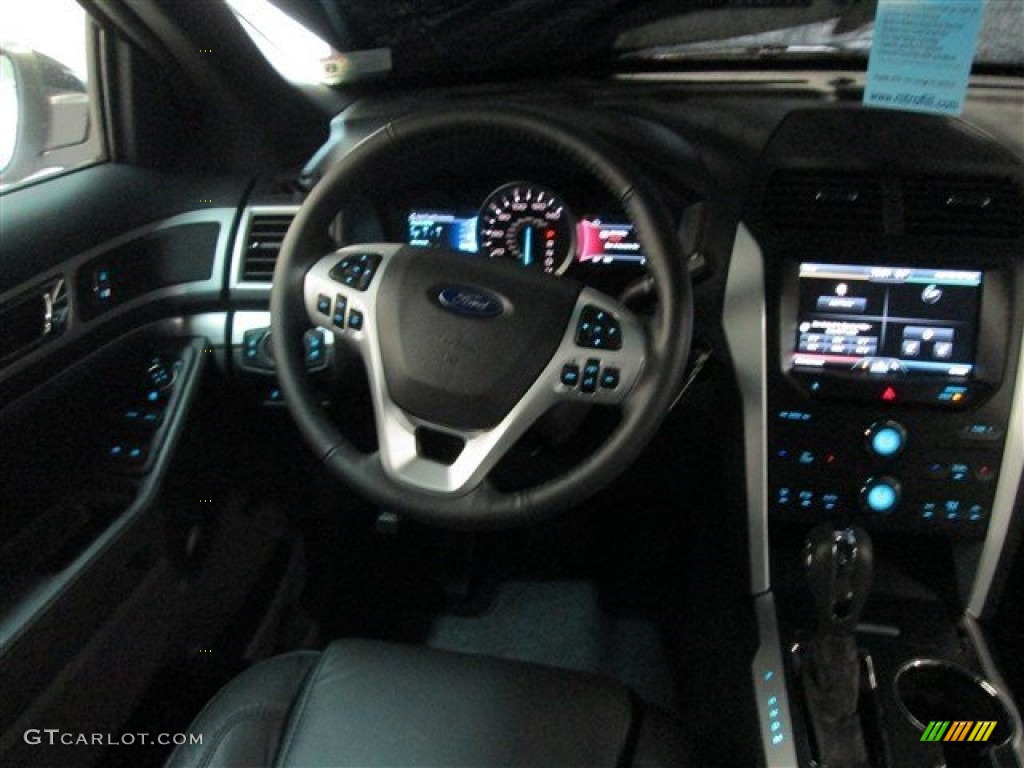 2015 Explorer XLT - Ingot Silver / Charcoal Black photo #12