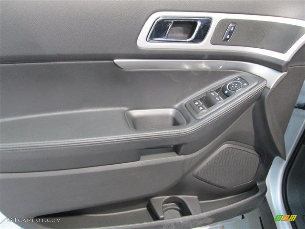 2015 Explorer XLT - Ingot Silver / Charcoal Black photo #16