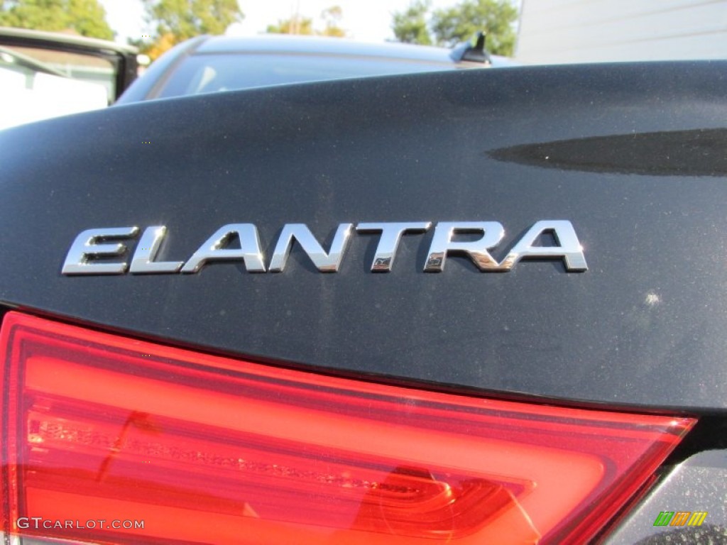 2015 Elantra Limited Sedan - Black Diamond / Beige photo #14