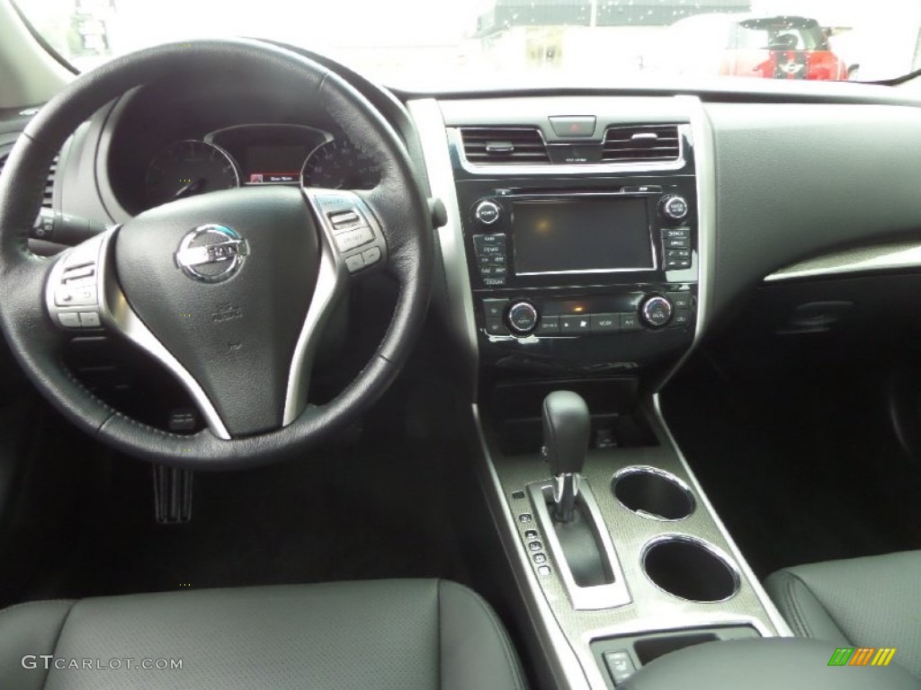 2014 Altima 2.5 SL - Pearl White / Charcoal photo #15