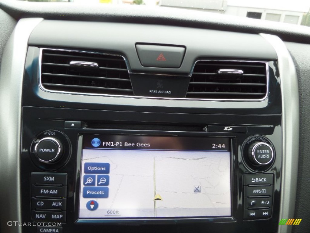 2014 Altima 2.5 SL - Pearl White / Charcoal photo #18