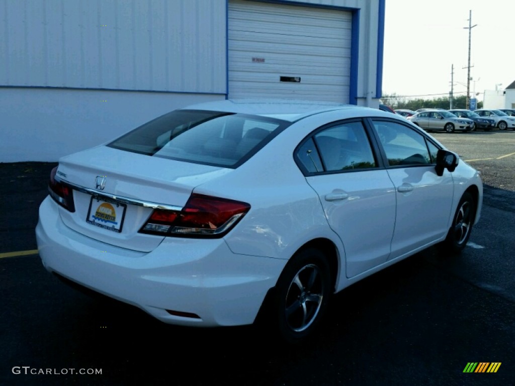 2015 Civic SE Sedan - Taffeta White / Beige photo #2