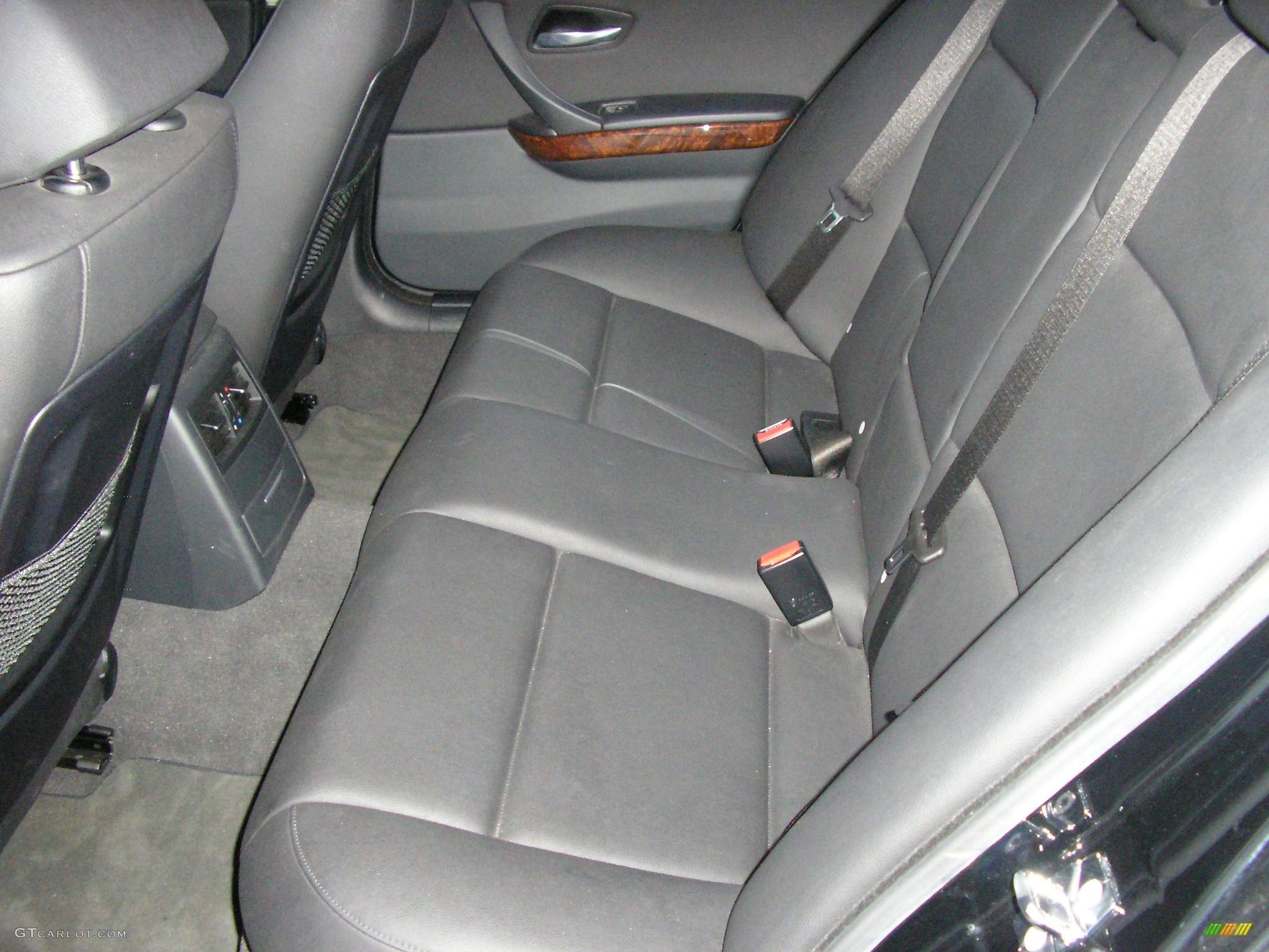 2006 3 Series 325i Sedan - Jet Black / Black photo #9