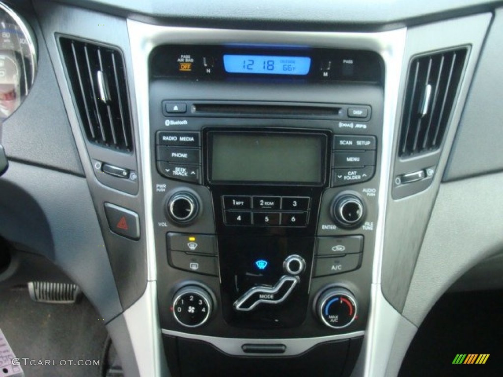 2012 Sonata GLS - Radiant Silver / Gray photo #17