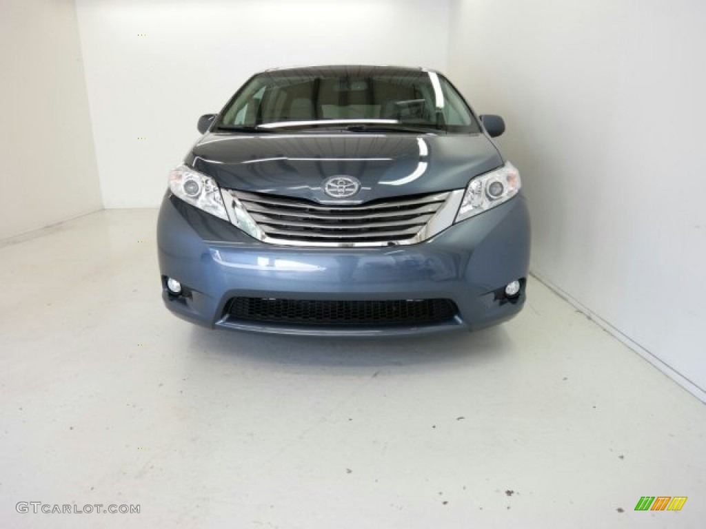 2015 Sienna XLE - Shoreline Blue Pearl / Bisque photo #5