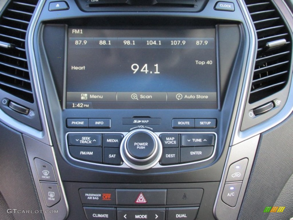 2015 Hyundai Santa Fe Sport 2.0T Controls Photo #99406082