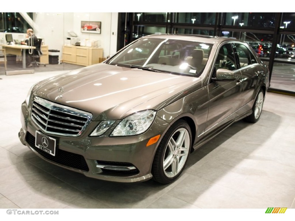 2013 E 350 4Matic Sedan - Indium Grey Metallic / Almond/Black photo #2