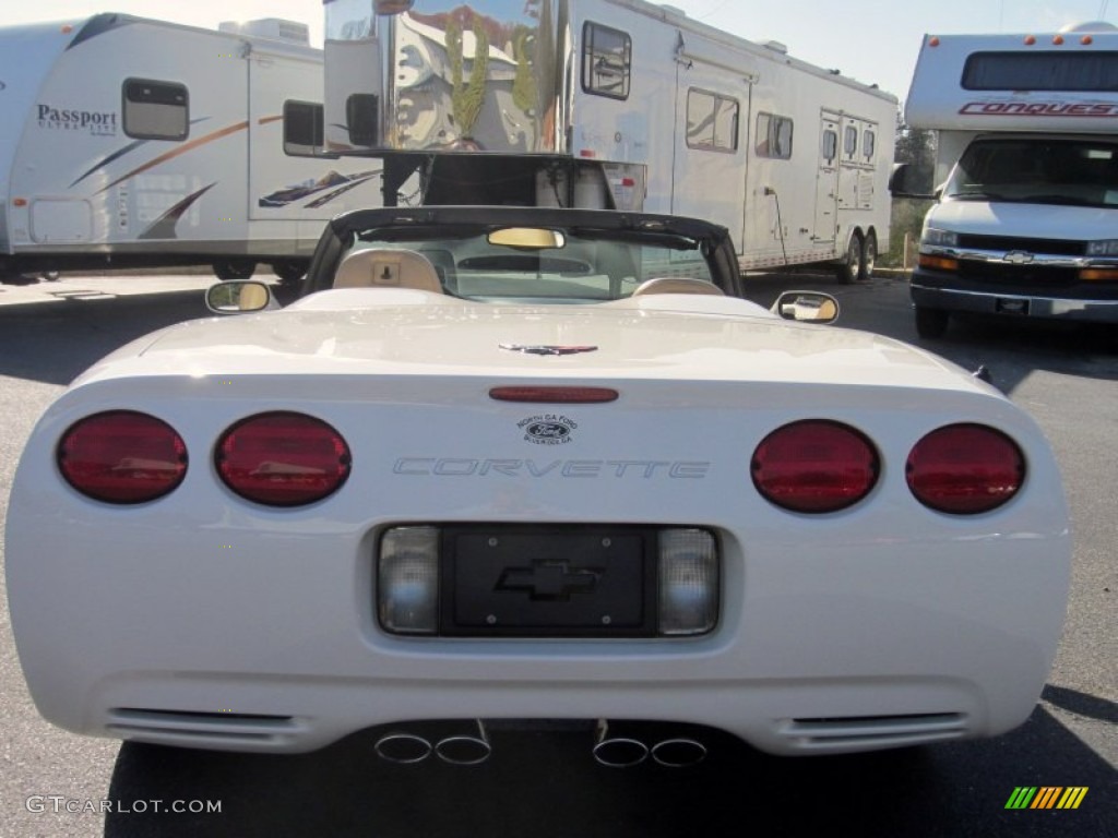 2001 Corvette Convertible - Speedway White / Light Oak photo #4