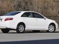 Super White - Camry LE Photo No. 20