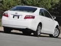 Super White - Camry LE Photo No. 23