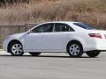 Super White - Camry LE Photo No. 24
