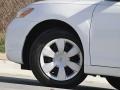 Super White - Camry LE Photo No. 25