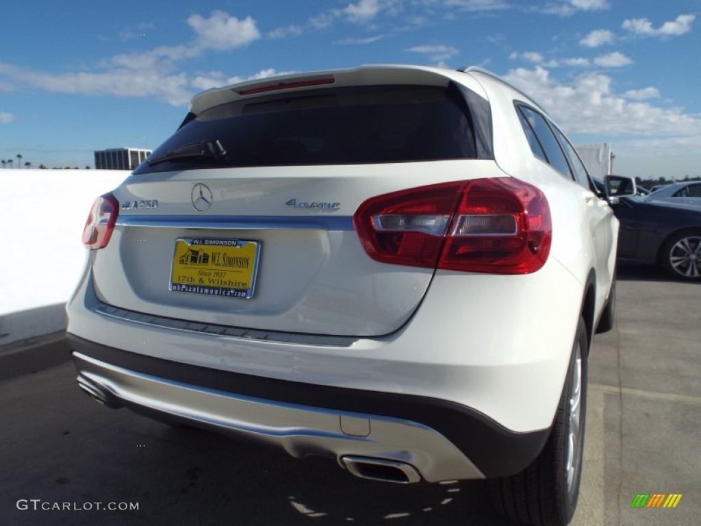 2015 GLA 250 4Matic - Cirrus White / Beige photo #4