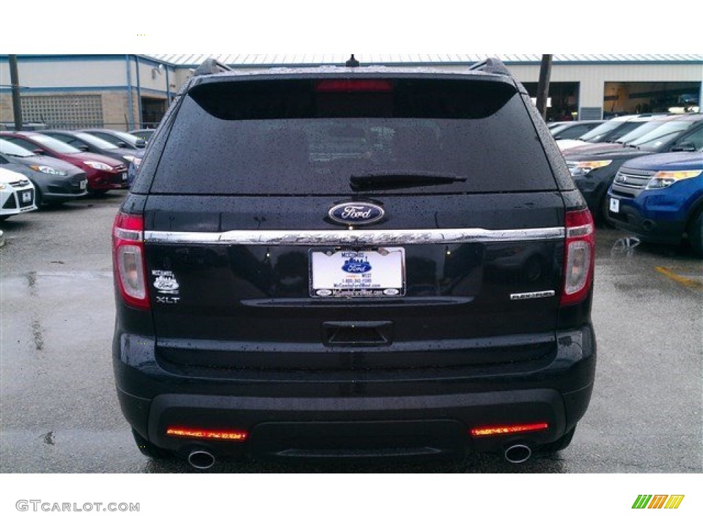 2015 Explorer XLT - Dark Side / Medium Light Stone photo #25
