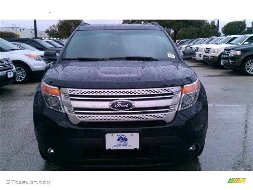 2015 Explorer XLT - Dark Side / Medium Light Stone photo #42