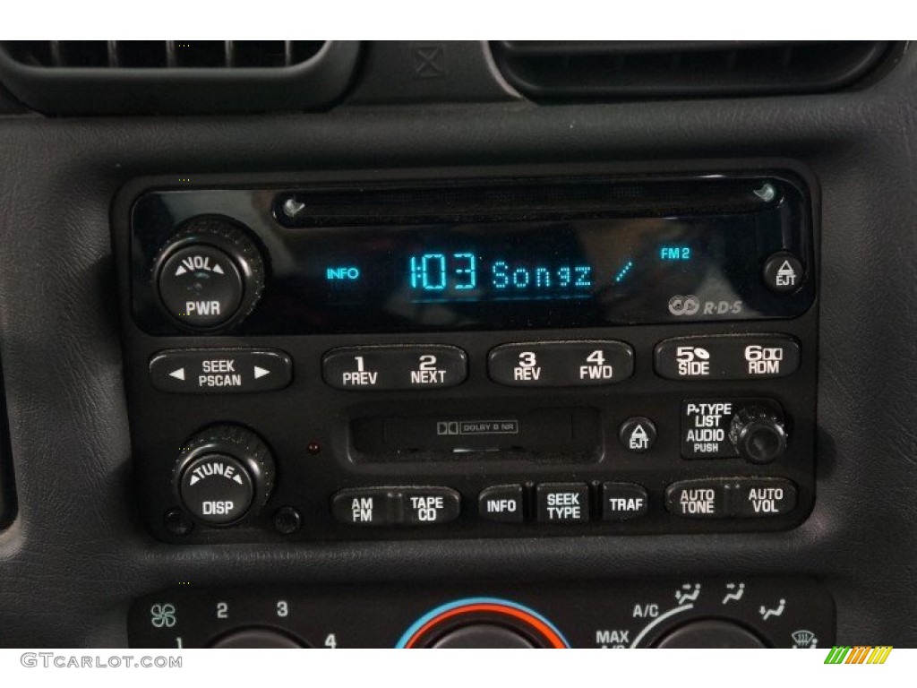 2002 S10 LS Crew Cab 4x4 - Sandalwood Metallic / Graphite photo #27