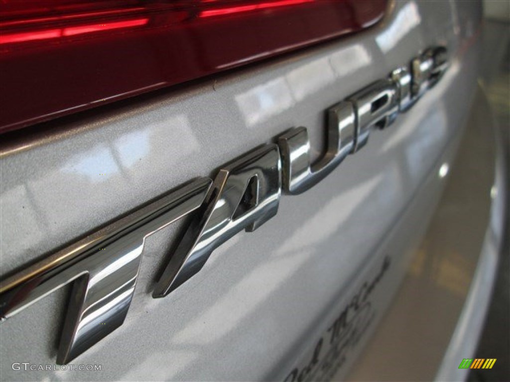 2015 Taurus SEL - Ingot Silver Metallic / Charcoal Black photo #6