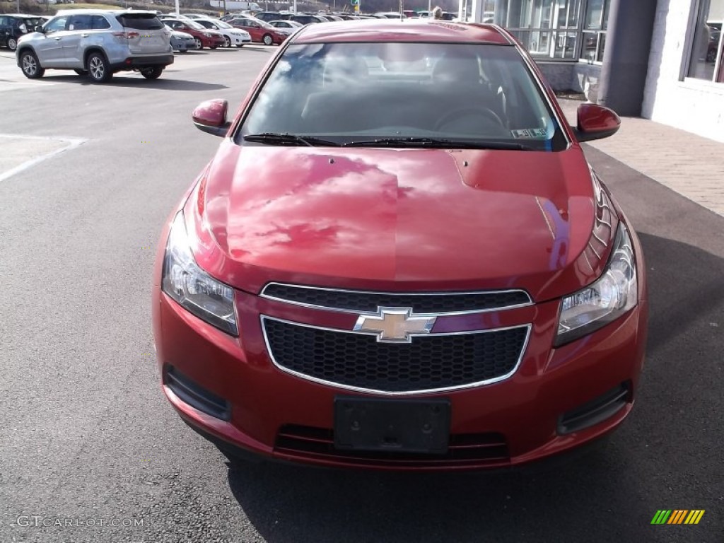 2012 Cruze LT - Crystal Red Metallic / Jet Black/Sport Red photo #3