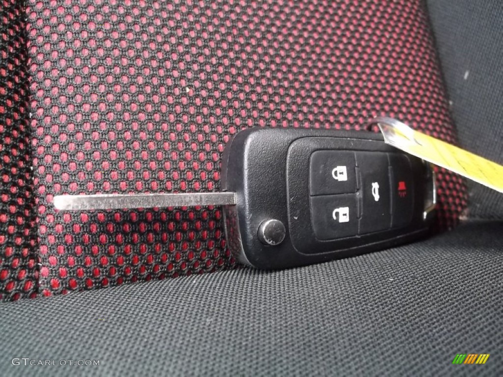 2012 Cruze LT - Crystal Red Metallic / Jet Black/Sport Red photo #17