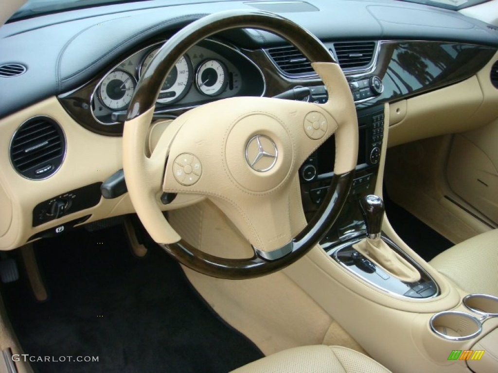 2009 CLS 550 - Arctic White / Cashmere photo #13