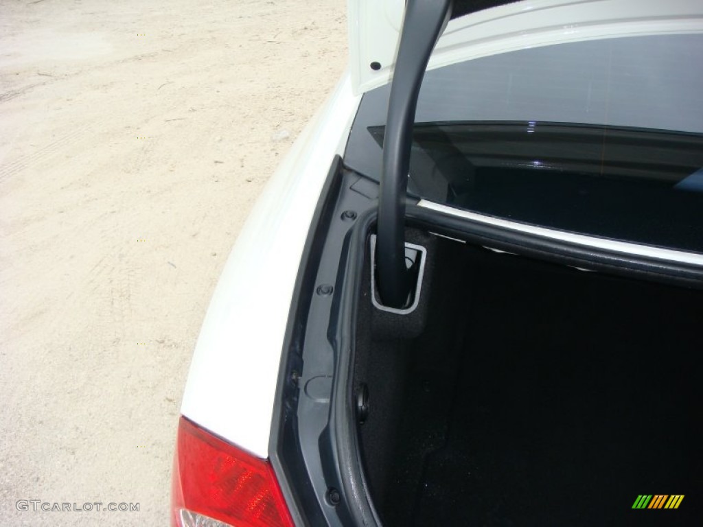 2009 CLS 550 - Arctic White / Cashmere photo #20