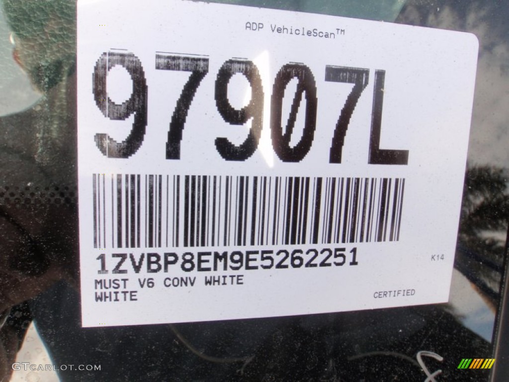 2014 Mustang V6 Premium Convertible - White / Medium Stone photo #33