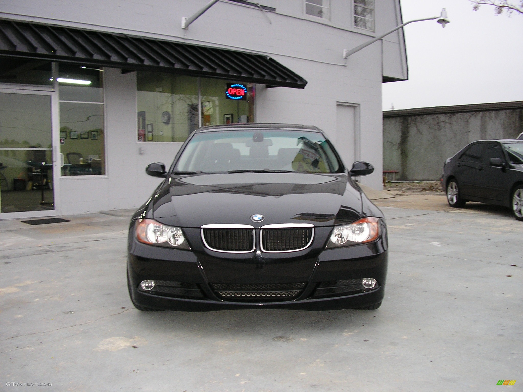 2006 3 Series 325i Sedan - Jet Black / Black photo #16