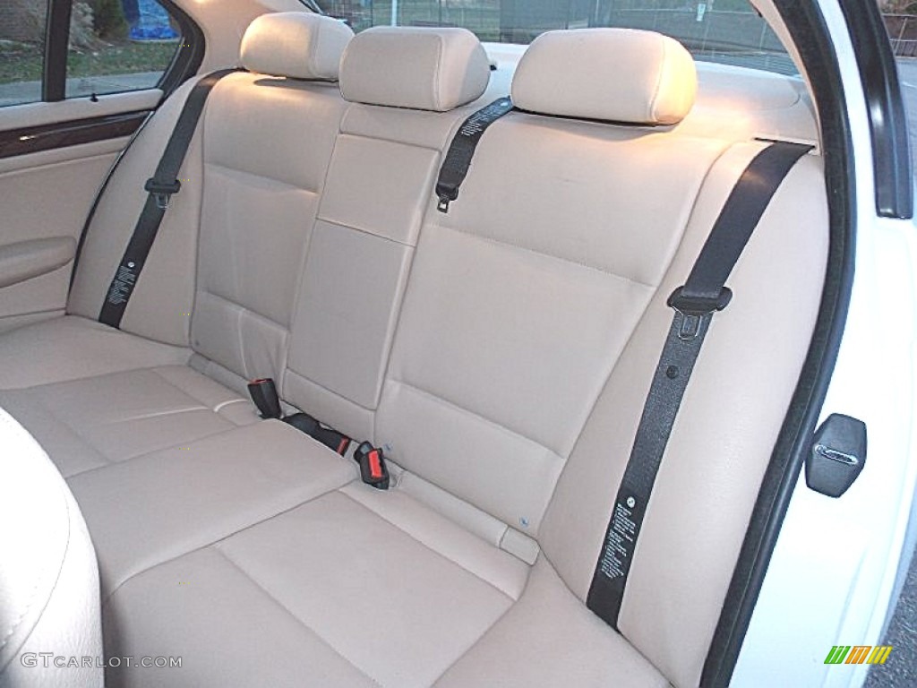 2005 3 Series 325xi Sedan - Alpine White / Natural Brown photo #16