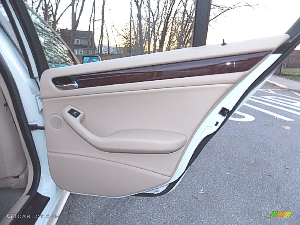 2005 3 Series 325xi Sedan - Alpine White / Natural Brown photo #21