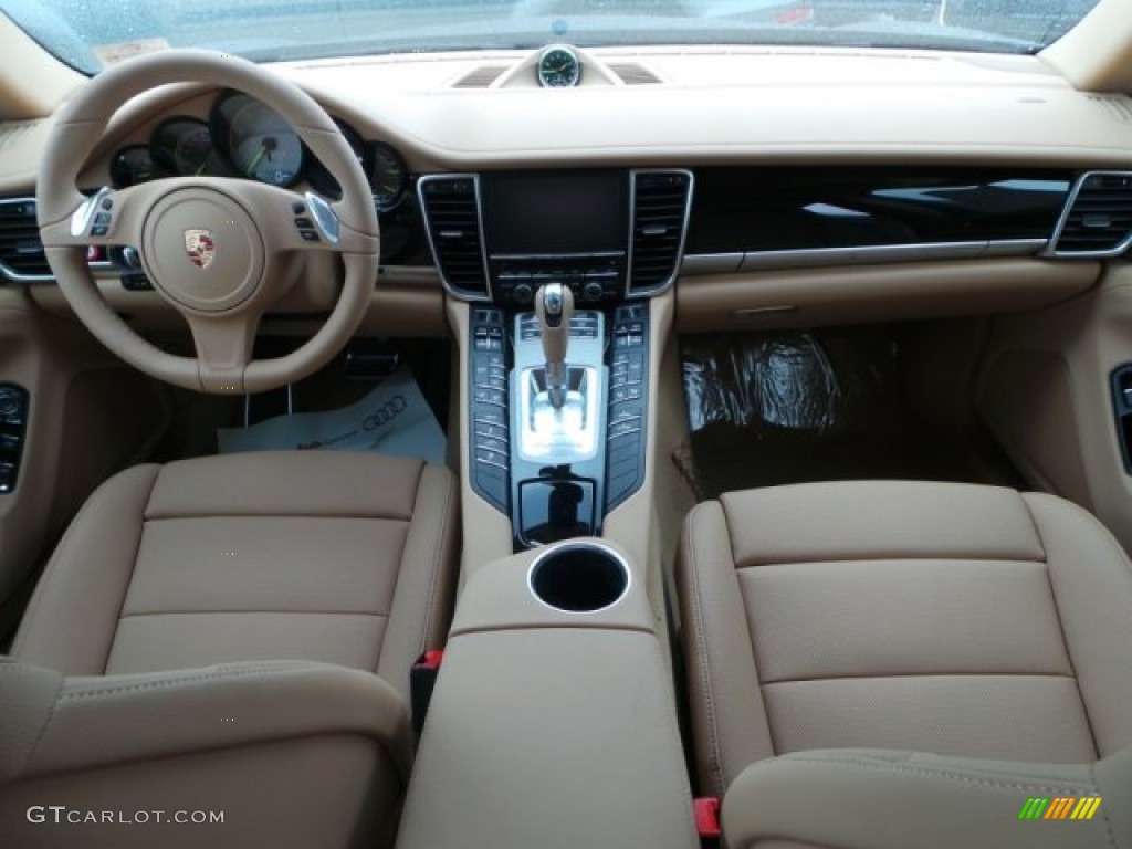 2015 Porsche Panamera S E-Hybrid Luxor Beige Dashboard Photo #99448582