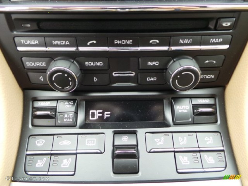 2015 Porsche Boxster S Controls Photo #99449008