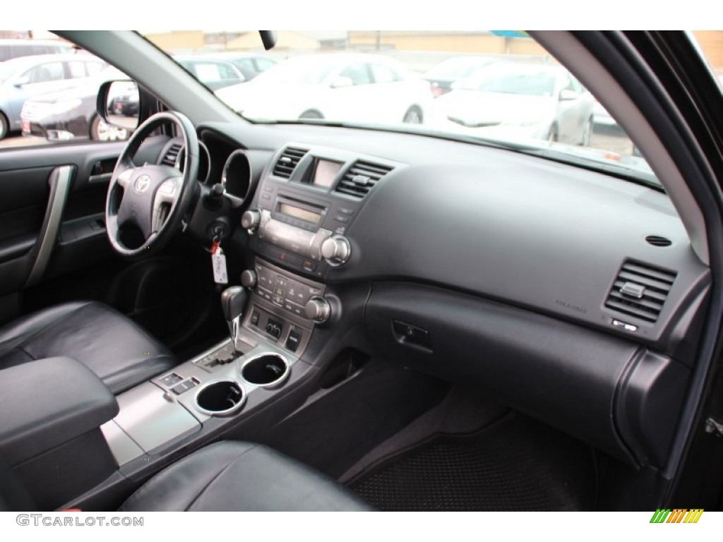 2010 Highlander SE 4WD - Black / Black photo #24