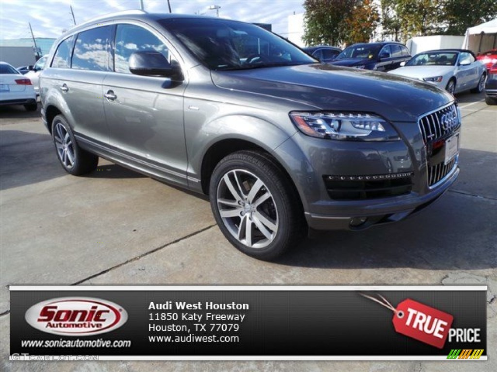 Graphite Gray Metallic Audi Q7