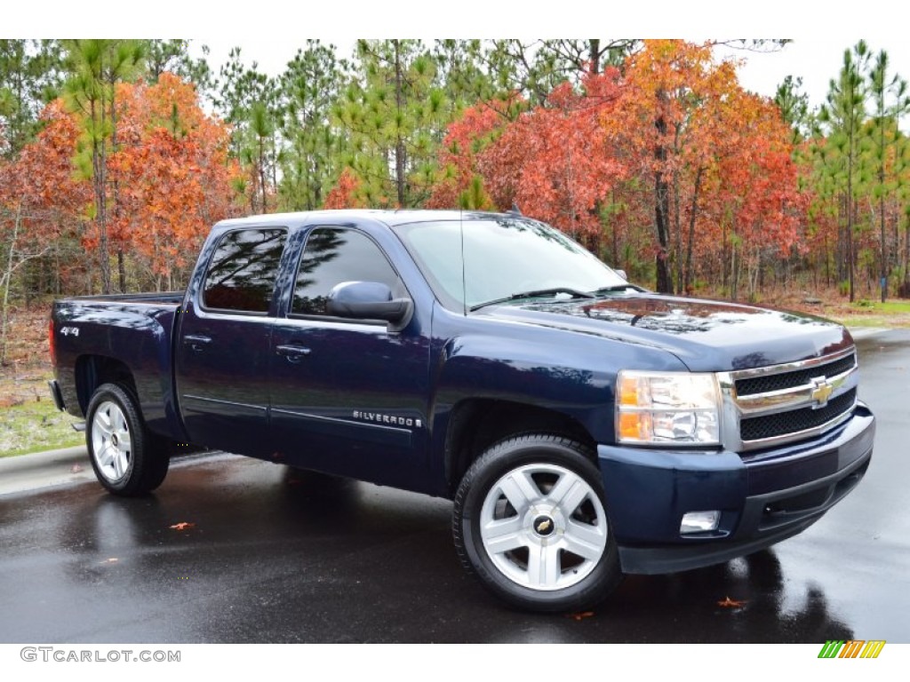 2007 Silverado 1500 LTZ Crew Cab 4x4 - Dark Blue Metallic / Light Titanium/Dark Titanium Gray photo #2