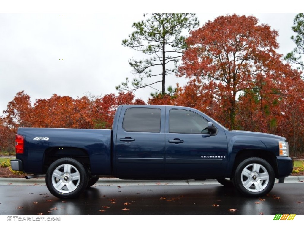 Dark Blue Metallic 2007 Chevrolet Silverado 1500 LTZ Crew Cab 4x4 Exterior Photo #99463909